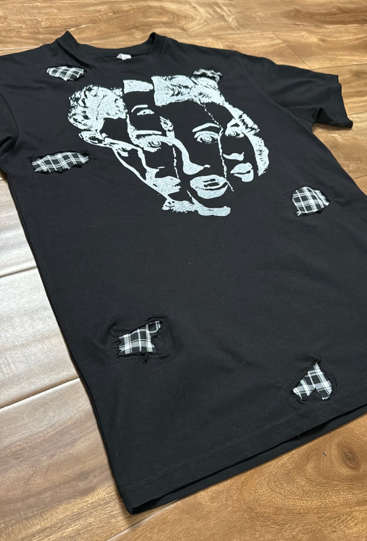 Monroe Effect Tee - Black