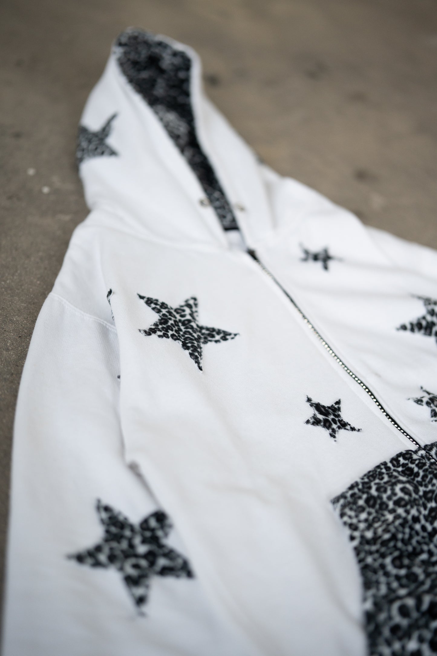 Leopard Print Zip Up Hoodie - White